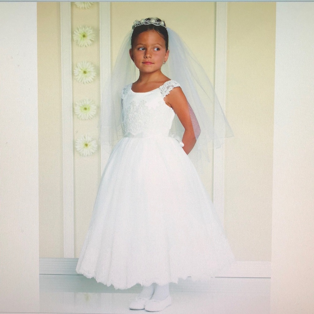 Joan Calabrese Style 19328 White Dress Size 8